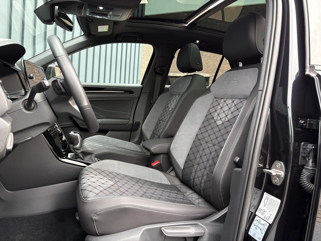 Volkswagen T-Roc 1.5 TSI R-Line | Panodak | Keyless | Side Assist | Elk. A-klep | IQ Light | Camera | Prijs Rijklaar!!