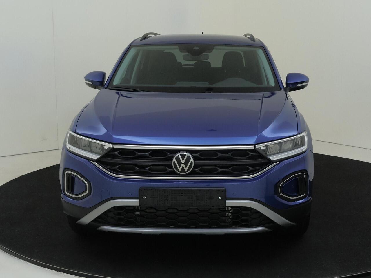 Volkswagen T-Roc Life Edition | 'App-Connect' draadloze smartphone integratie | 'App-Connect' smartphone integratie | Afstandscontrolesysteem (Front Assist)