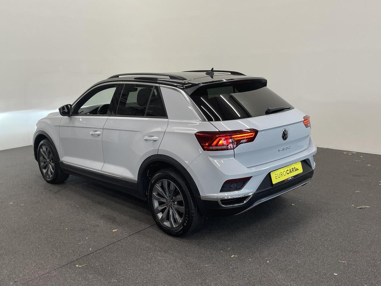 Volkswagen T-Roc 1.5 TSI Sport AUT Aut Winterpack Camera achter Adaptieve Led Auto Cruise Control PDC V+A Elektrische Kofferklep Navi Carplay