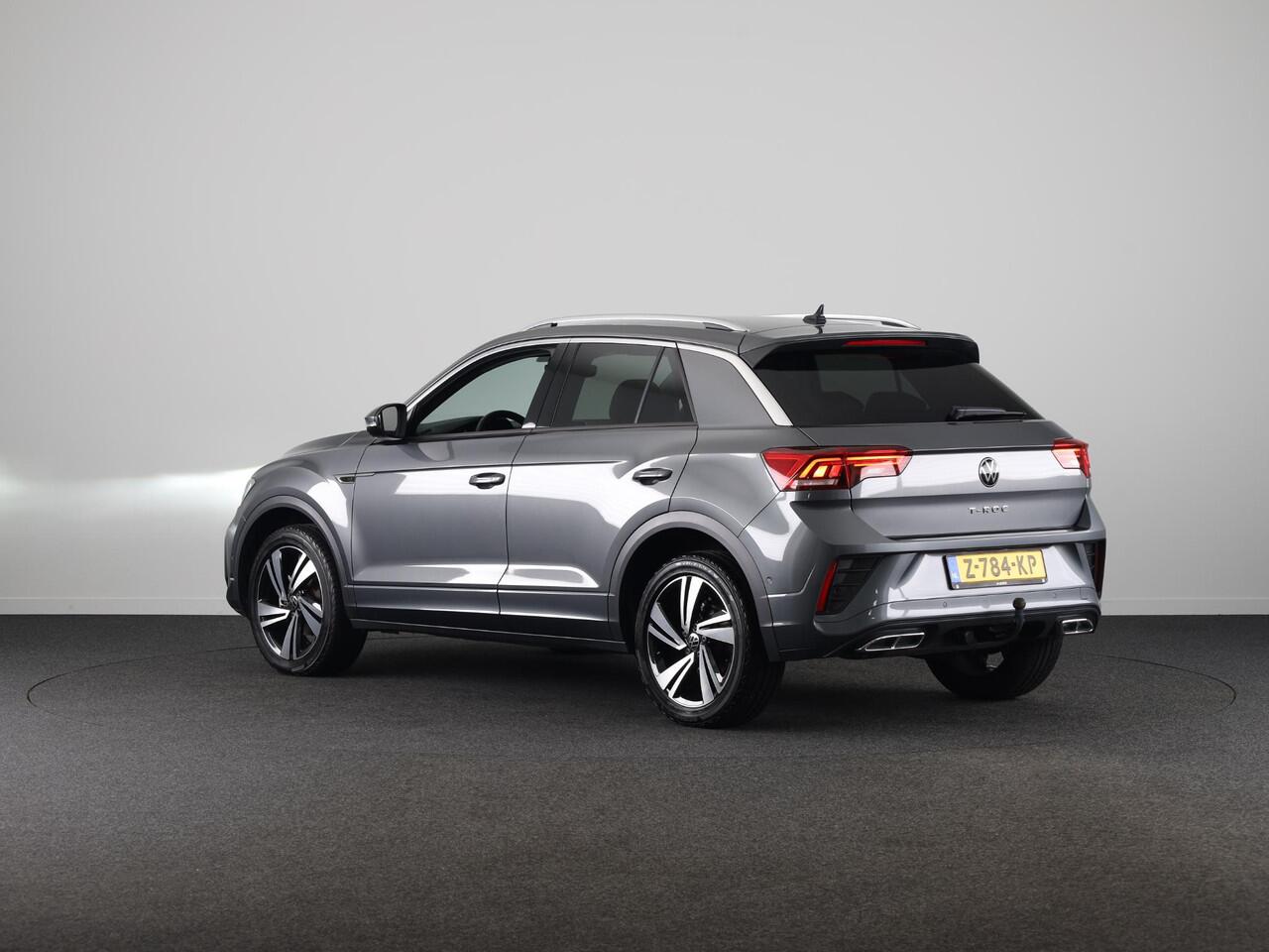Volkswagen T-Roc 1.5 TSI R-Line 150 pk Automaat (DSG) | Private lease vanaf ¤ 592,- pm | Verlengde garantie | Navigatie | Trekhaak (afneembaar) | Parkeersensoren (Park assist) | Achteruitrijcamera | R-Line |