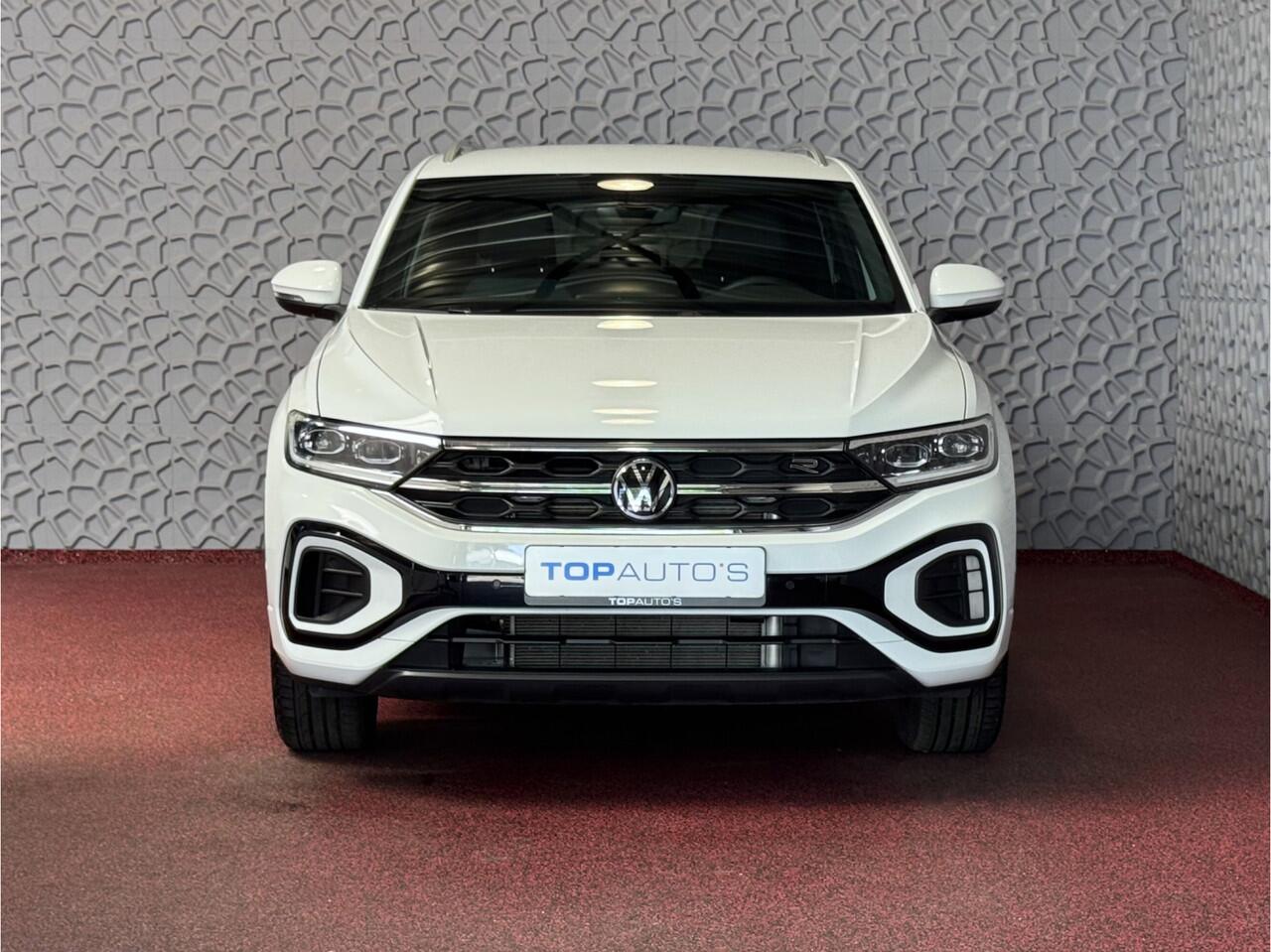 Volkswagen T-Roc 1.5 TSI 150PK R-LINE EVO IQ LIGHT ALCANTARA ELEK.KLEP CARPLAY STOEL/STUUR VERW. 18"LMV VIR.COCKPIT 2024 "Volkswagen rijden begint bij Topautos.nl - 75 topmodellen direct op voorraad!"