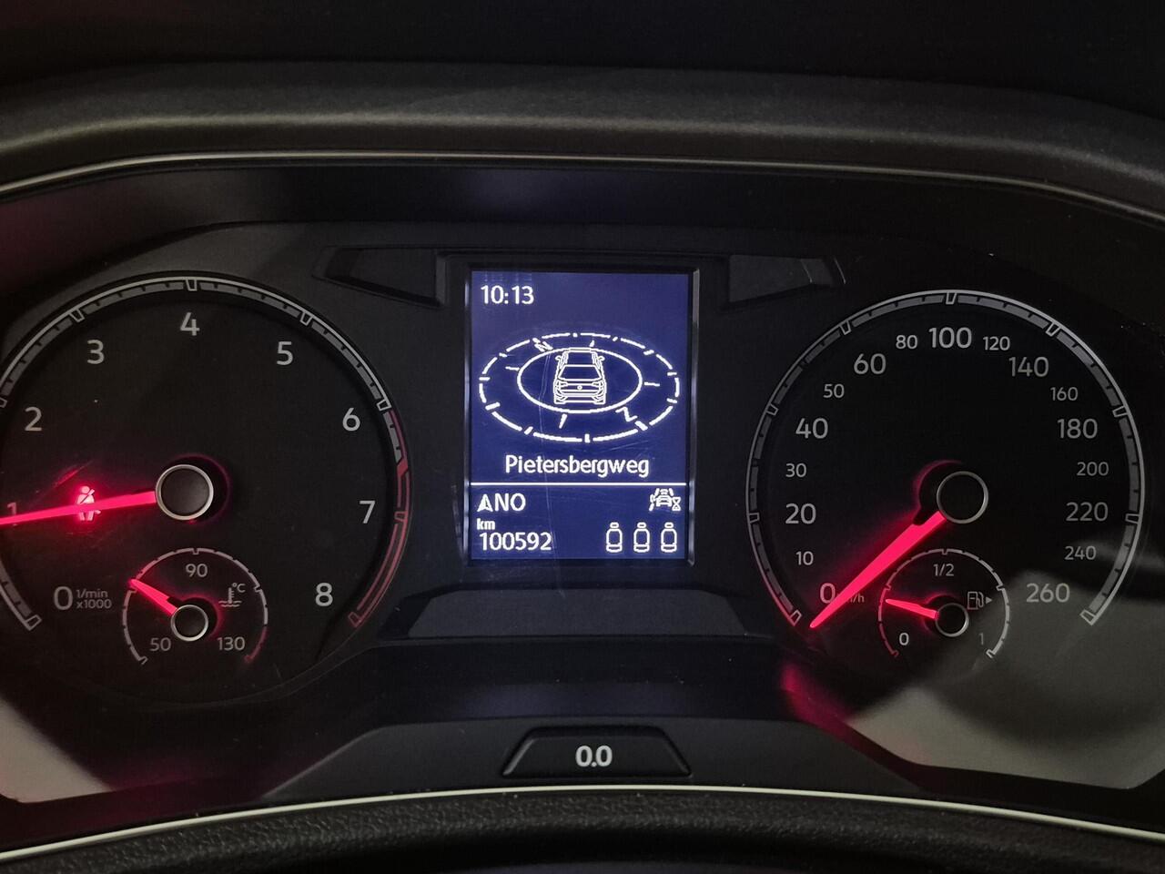 Volkswagen T-Roc 1.0 TSI Style | Navigate | Clima |