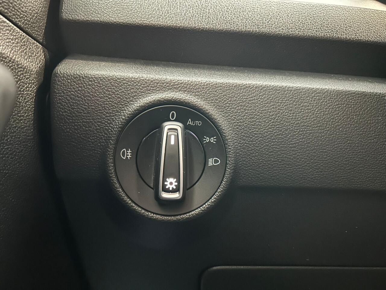 Volkswagen T-Roc 1.5 TSI Sport Business R