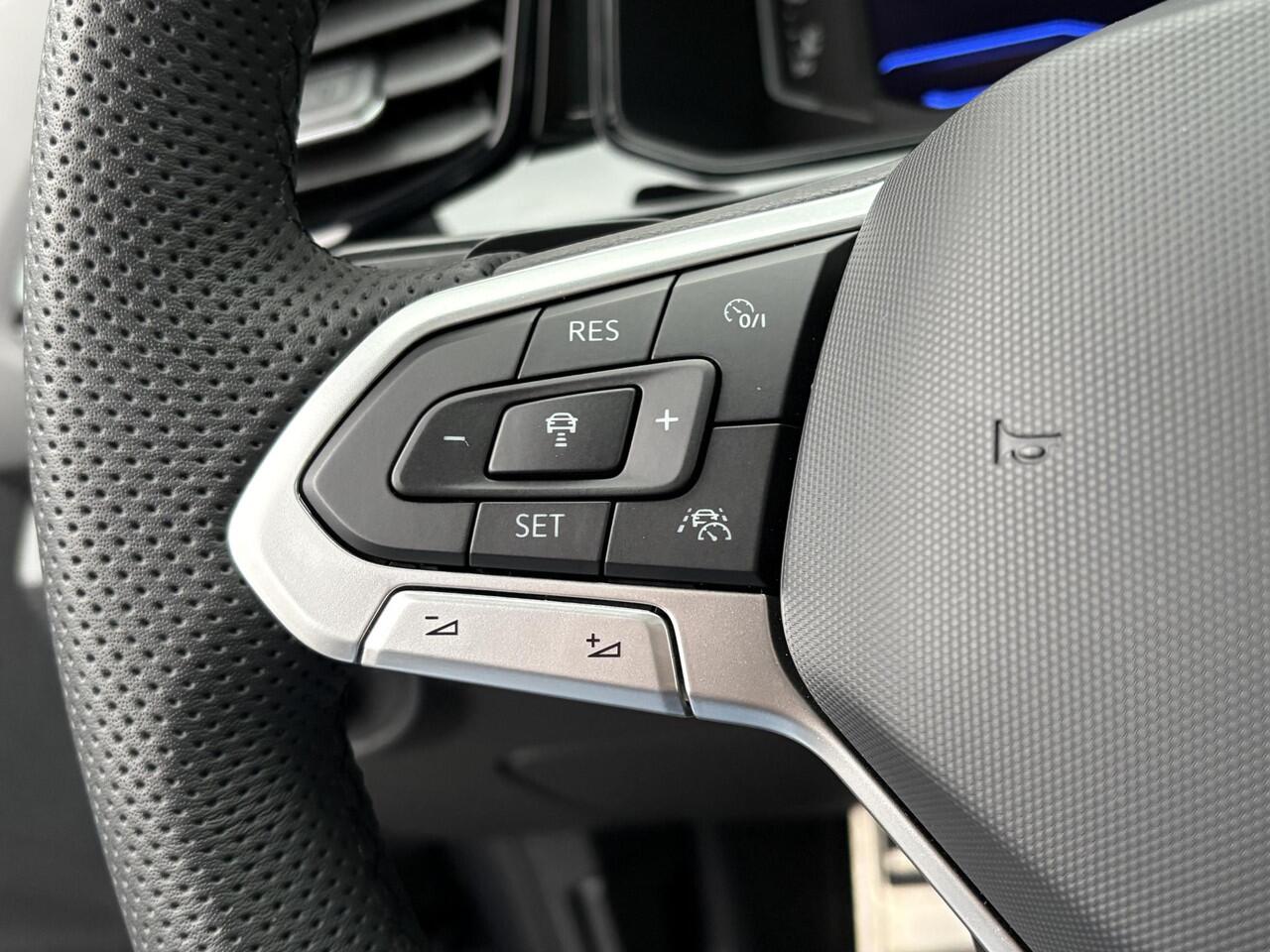 Volkswagen T-Roc 1.5 Tsi R-Line Black Style