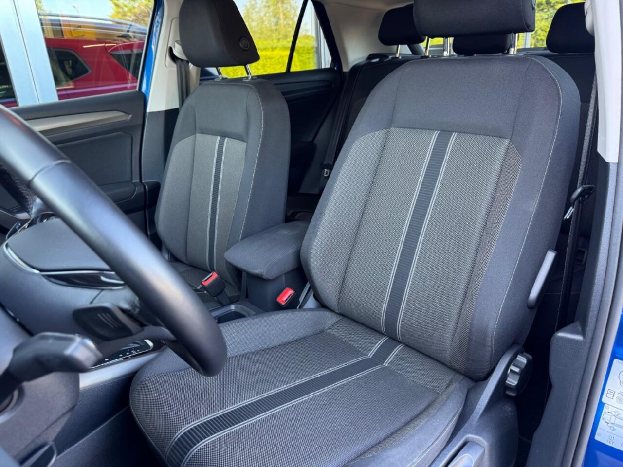 Volkswagen T-Roc 1.5 TSI Style Business AUTOMAAT!