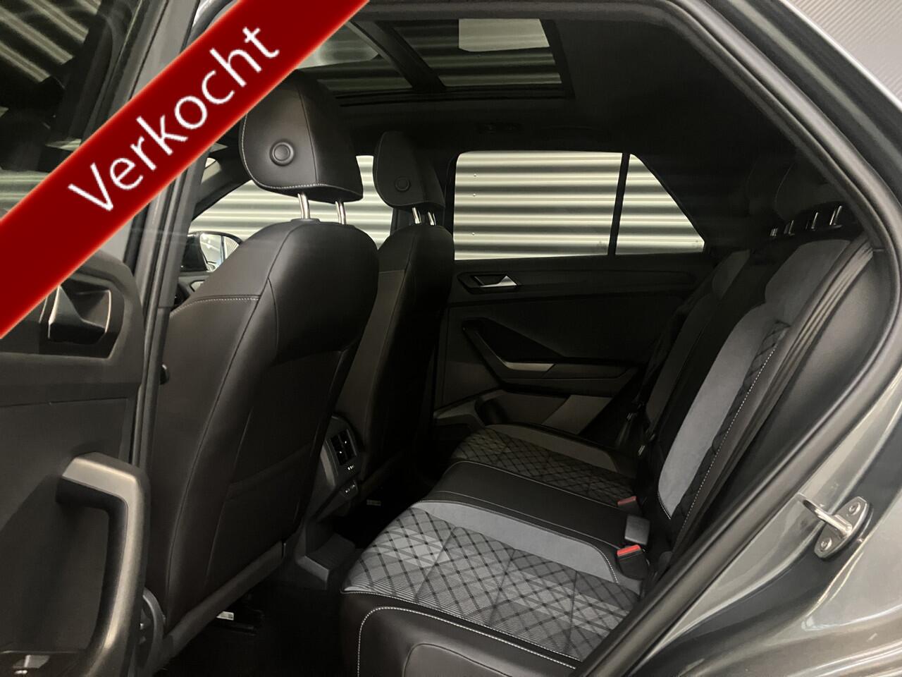 Volkswagen T-Roc 1.5 TSI R-LINE/BLACK STYLE/PANORAMA/KEY-LESS/19 INCH/ENZ