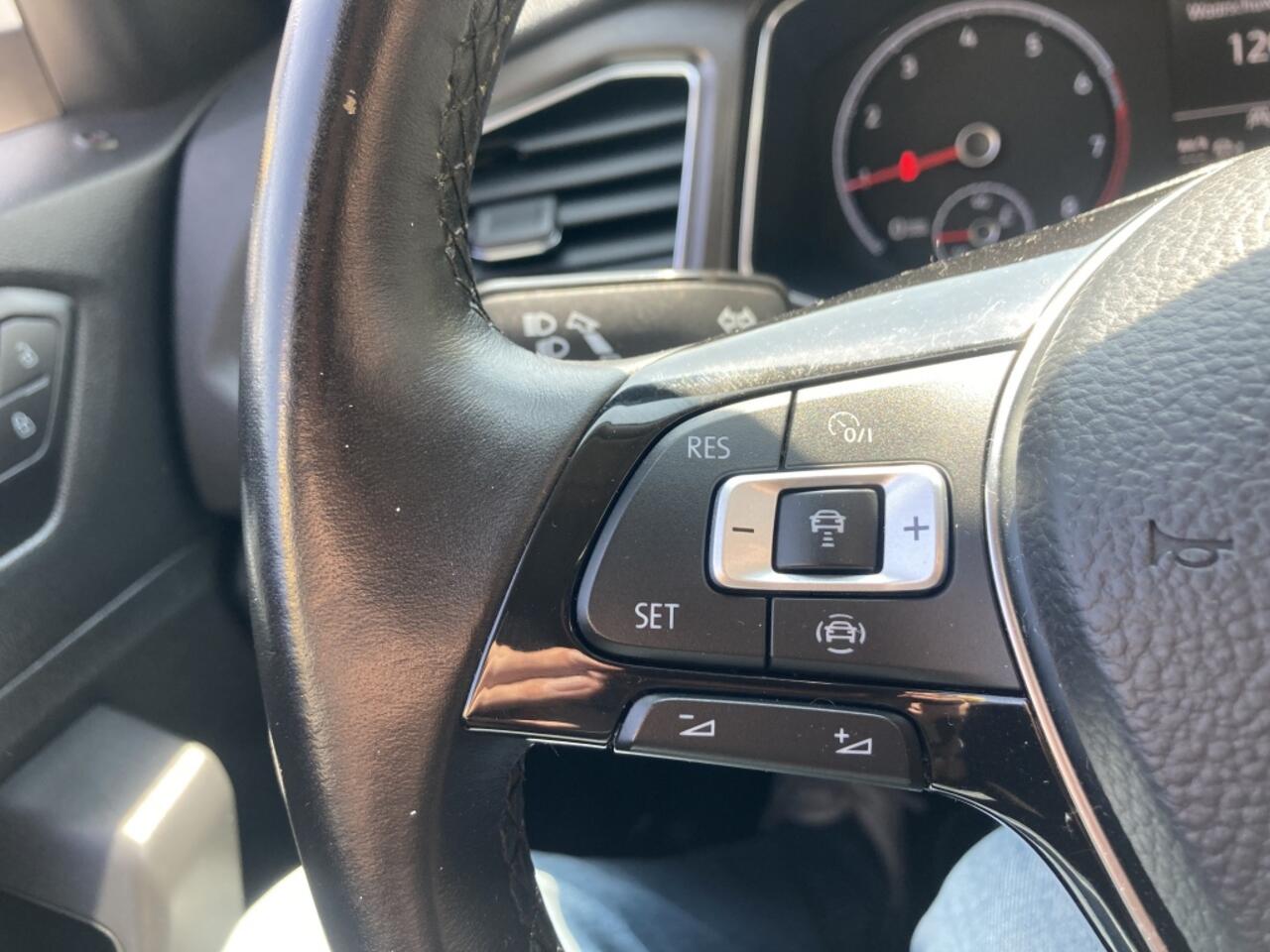 Volkswagen T-Roc 1.5 TSI 150 PK All Season APK: 11-2027