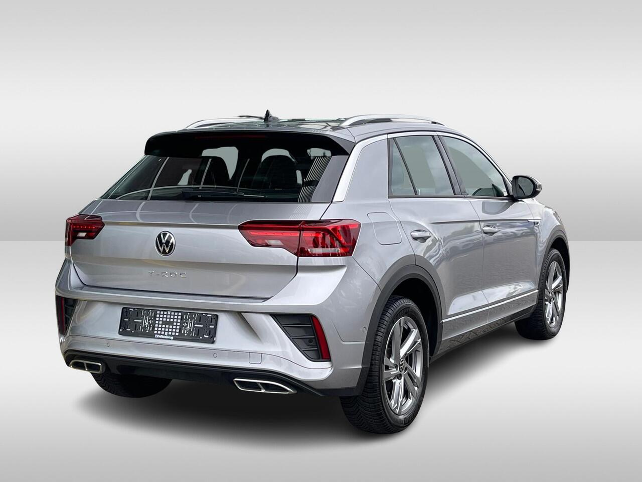 Volkswagen T-Roc 1.5 TSI 150pk DSG R-Line / LED / Navigatie / Camera /Stuur & Stoelverwarming / App-Connect / 17" LMV / VW