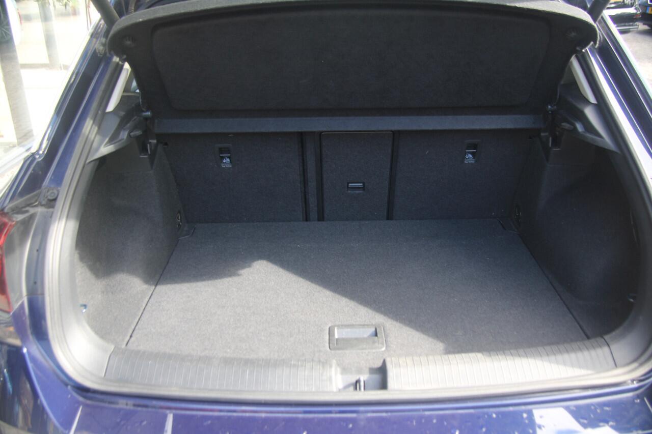 Volkswagen T-Roc 1.5 TSI Sport | DSG | Camera | ACC | Virtual |