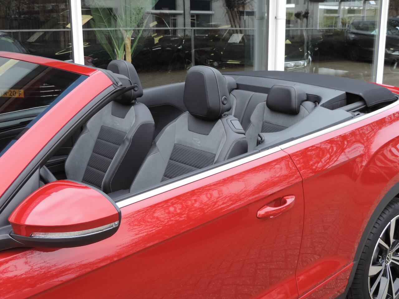 Volkswagen T-Roc Cabrio 1.5 TSI R-Line DSG (Nw. model) - IQ Drive Pakket | Camera | Beats | Travel Assist | Sportpakket | CarPlay