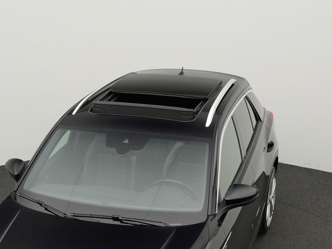 Volkswagen T-Roc 1.5 TSI 150 pk DSG Sport Business R | Panoramadak | Achteruitrijcamera | Adaptive Cruise | LED koplampen | Keyless | 20 inch