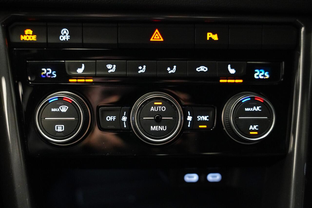 Volkswagen T-Roc 1.5 TSI R-Line Black style|19 inch|Acc|Virtual