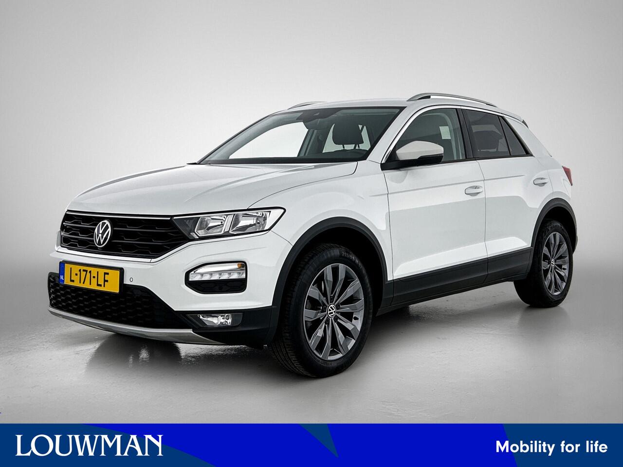 Volkswagen T-Roc 1.5 TSI Style Business | Digitaal Display | Trekhaak | Camera | Stoelverwarming | Nederlandse Auto | NAP |