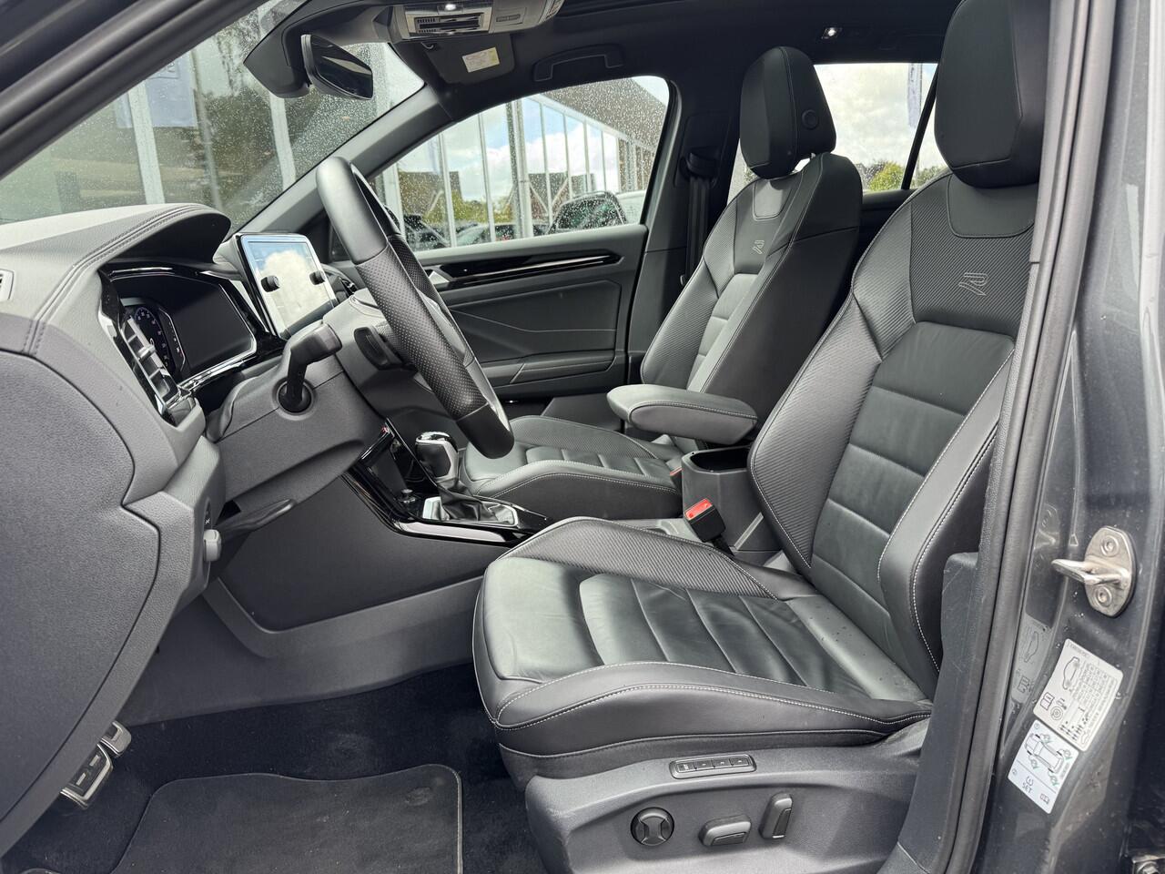 Volkswagen T-Roc 1.5 TSI R-Line | IQ | Leer | Memory | Trekhaak | Pano