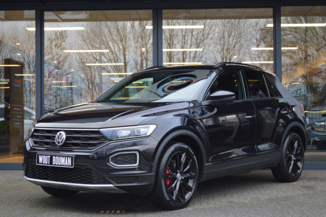 Volkswagen T-Roc 1.5 TSI Sport DSG Led Navi Virtual Acc Camera CarPlay Afn.trekh Pdc