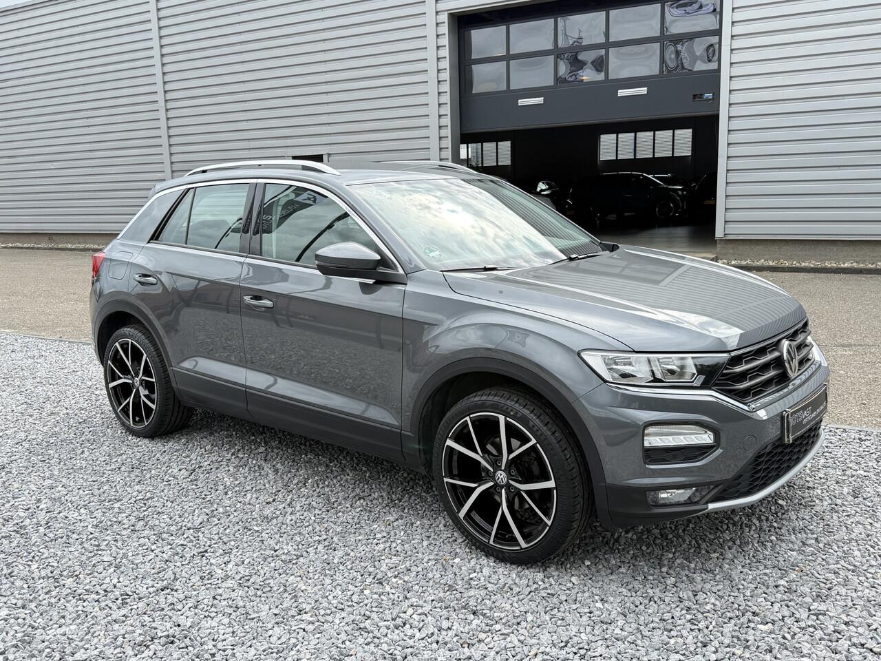 Volkswagen T-Roc 1.0 TSI Style Nav|Camera|ACC|Carplay Grijs