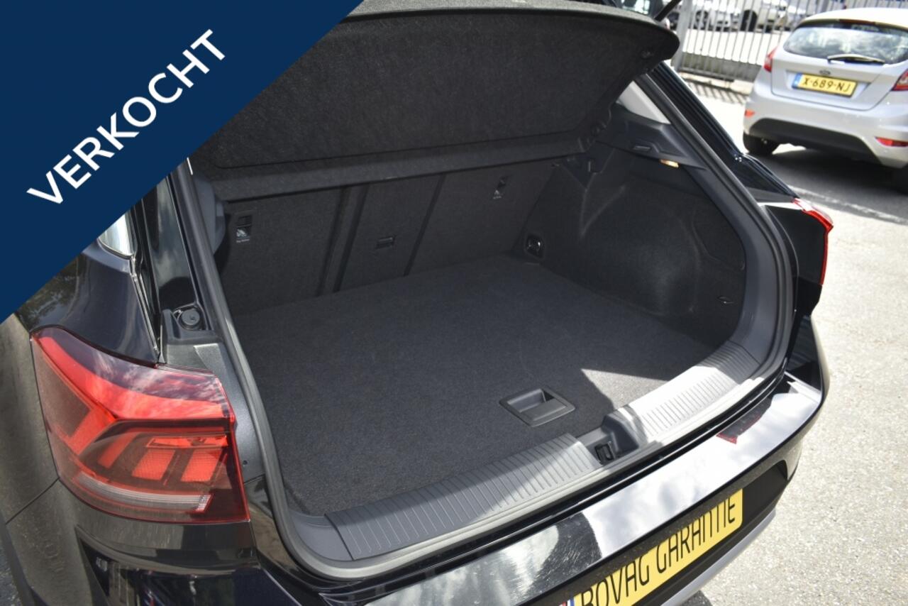 Volkswagen T-Roc T-Roc 1.0 TSI Life Edition /Apple/android /parkeersensoren