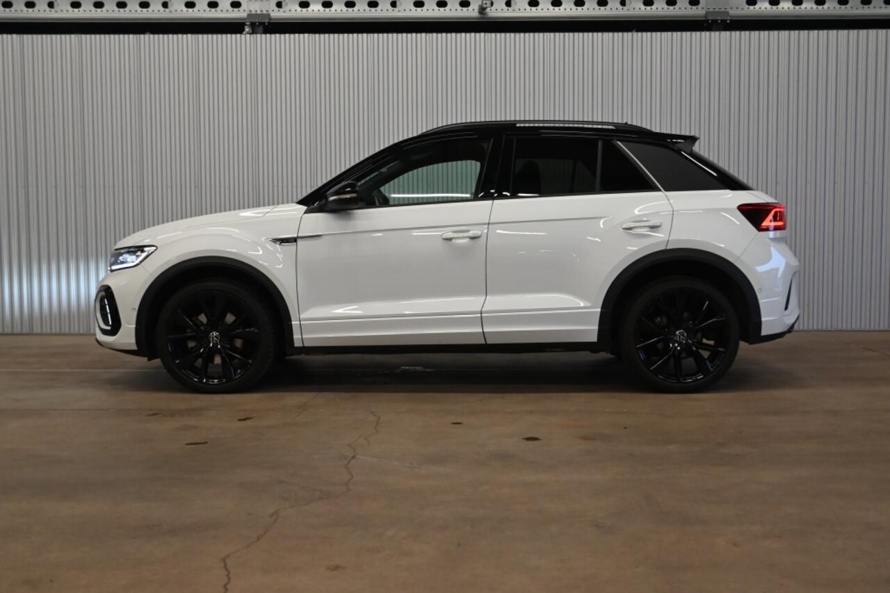 Volkswagen T-Roc 1.5 TSI AUTOMAAT R-Line IQ|PANO|BEATS|TREKHAAK