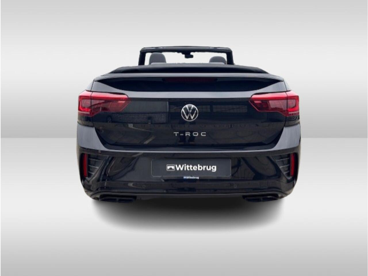 Volkswagen T-Roc Cabrio 1.5 TSI 150pk DSG R-Line Black Style / Leder Vienna / 19" LMV / Cockpit Pro / Stuur en Stoelverwarming / Navi Pro / Camera / Keyless / Alarm / IQ LED / Beats Audio