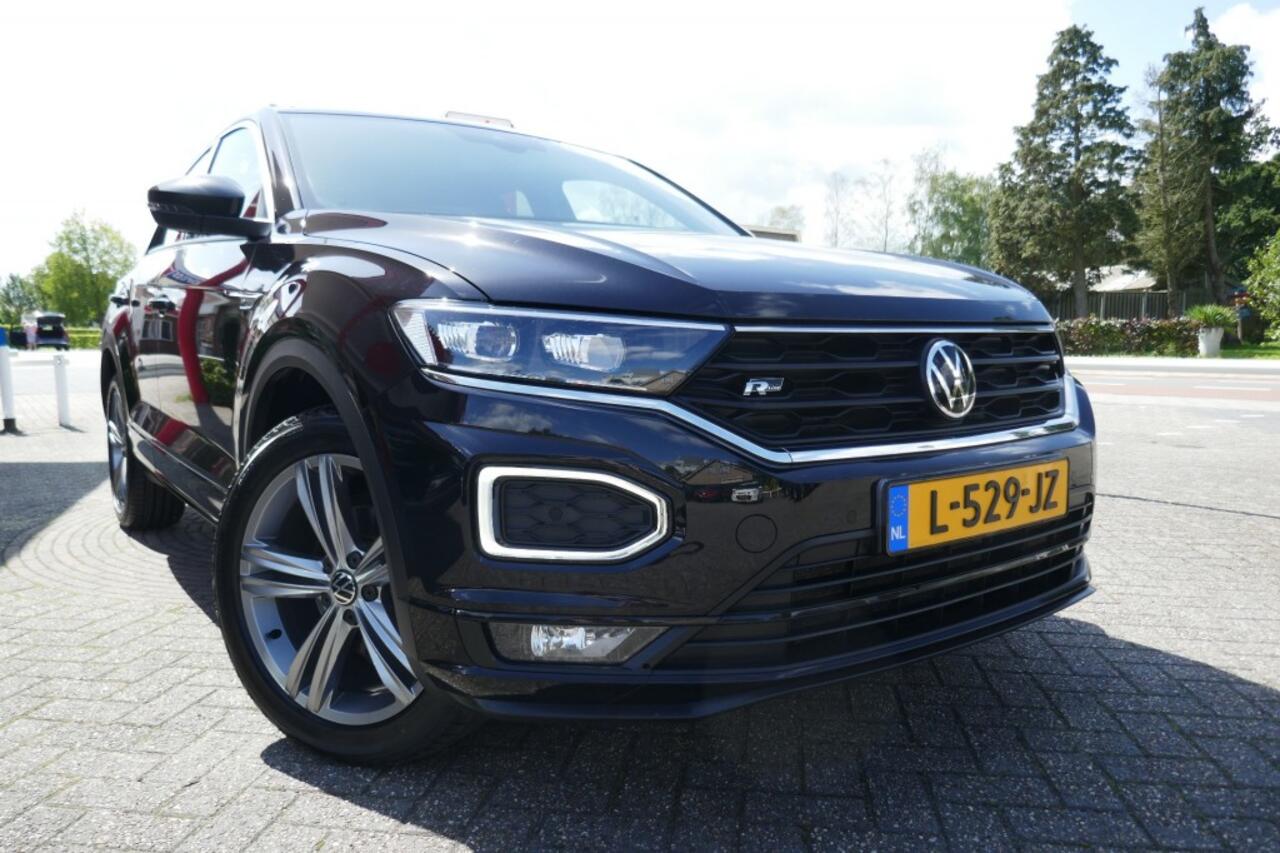 Volkswagen T-Roc 1.5 TSI SPORT BNS RLINE 150 PK AUTOMAAT / NAVIGATIE / NL AUTO