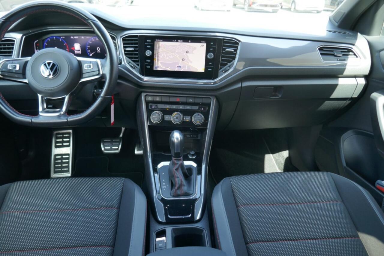 Volkswagen T-Roc 1.5 TSI SPORT BNS RLINE 150 PK AUTOMAAT / NAVIGATIE / NL AUTO