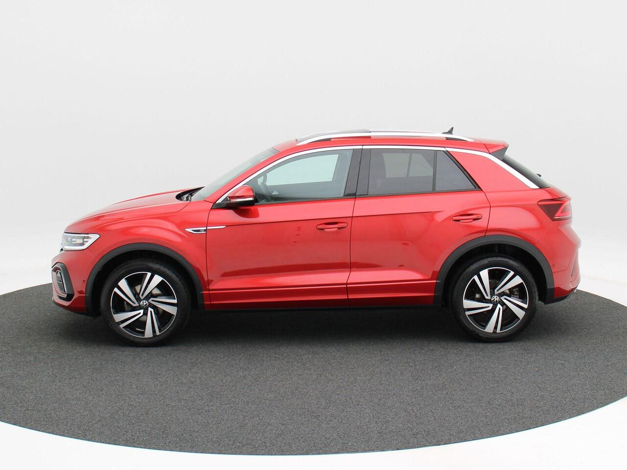 Volkswagen T-Roc 1.5 TSi 150 Pk Automaat R-Line Business | Adaptive Cruise | CarPlay | Navigatie | Bluetooth | Navigatie | Panoramadak | Achteruitrijcamera | 18 Inch | 29.981 Km!!