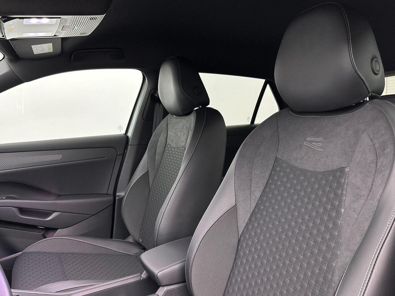 Volkswagen T-Roc 1.5 eTsi R-Line First Edition