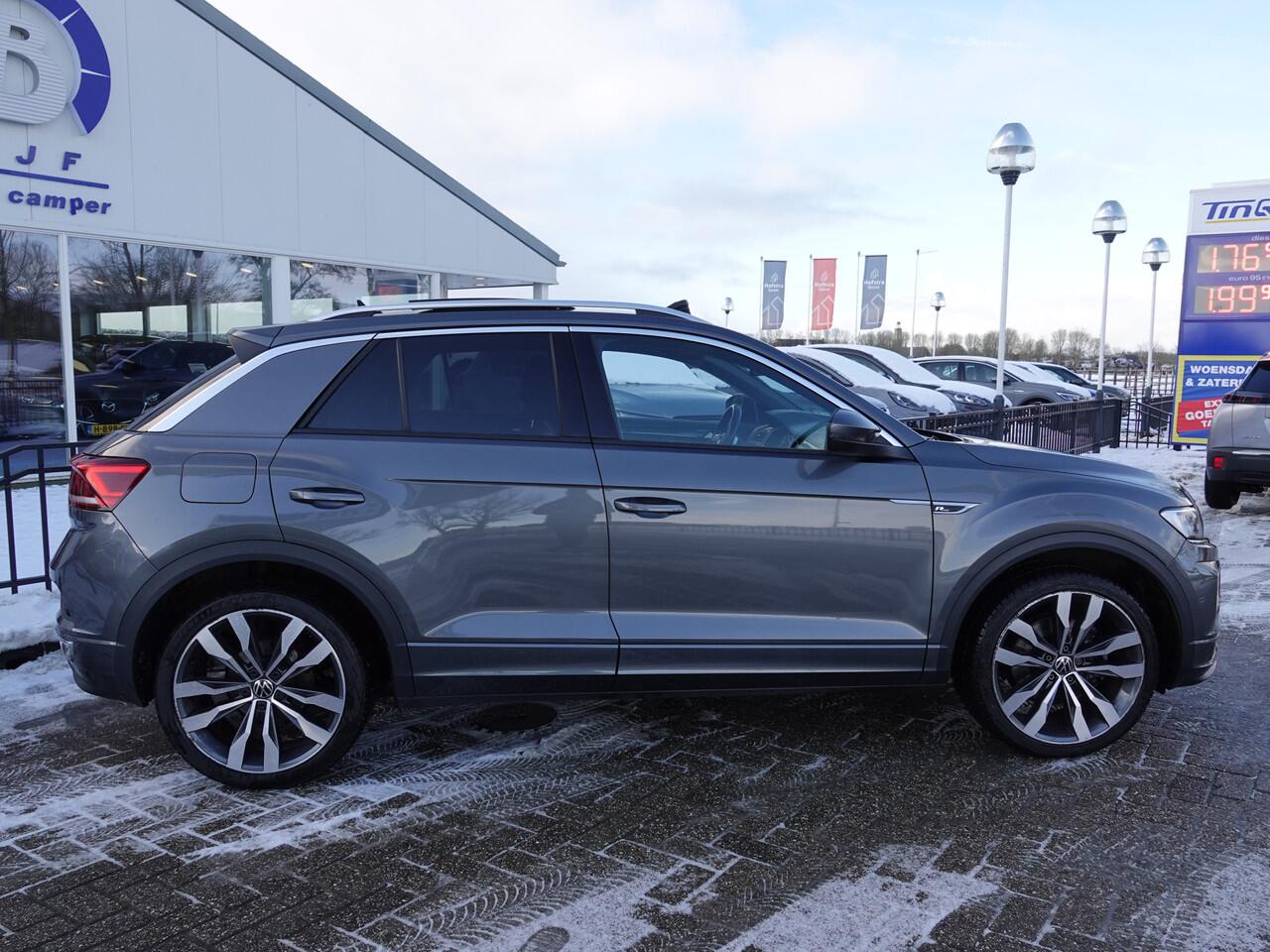 Volkswagen T-Roc 1.5 TSI 150PK Sport R-LINE AUTOM. PANO | TREKH. | ADAPT. CRUISE | ECC | LMV