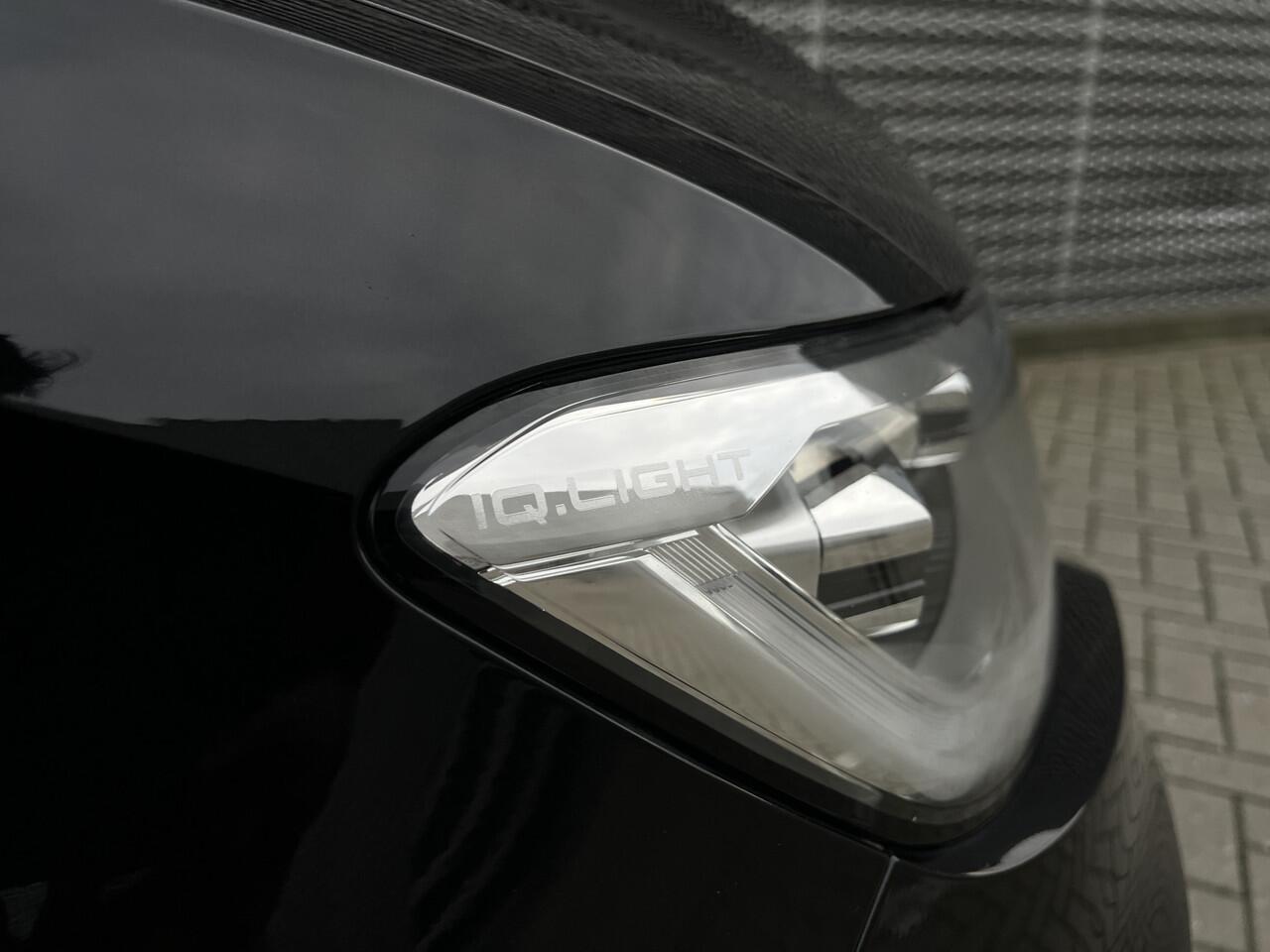 Volkswagen T-Roc 1.5 TSI 150PK DSG Style / Digital Cockpit Pro / Panoramadak / Park Assist / Dodehoeksensor / App Connect / Stoelverwarming **