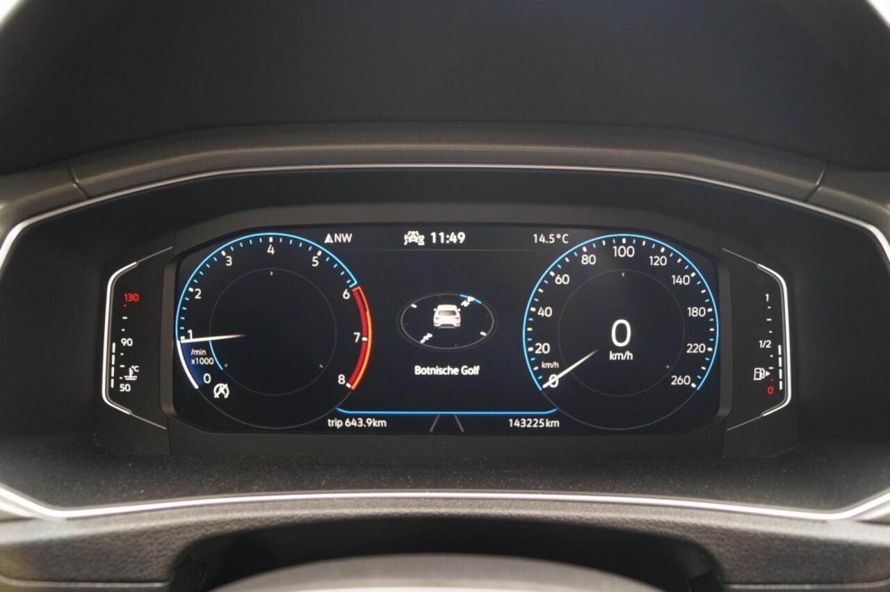 Volkswagen T-Roc 1.5 TSI 150pk Style Business -NAVI-ECC-DIGI-CAM-