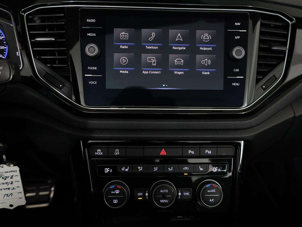 Volkswagen T-Roc Cabrio 1.5 TSI R-Line 150pk DSG| Navi| 17'LM-velgen| Alarm| Parksensors