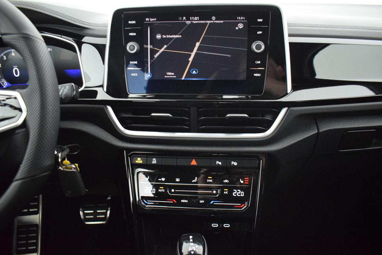 Volkswagen T-Roc 1.5 TSI 150pk DSG R-Line Business Camera Stoelverwarming Virtual Cockpit Navigatie