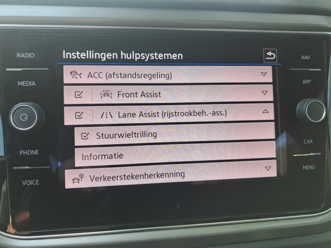 Volkswagen T-Roc 1.5 TSI 150 Pk Style Business Dsg-7 Autom. NL auto !!