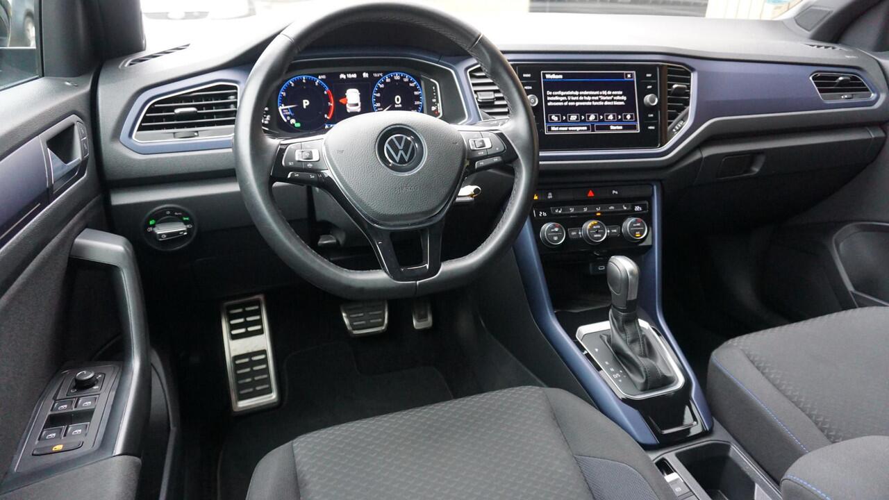 Volkswagen T-Roc 1.5 TSI 150pk DSG United Virtual Cockpit Trekhaak LED 18inch LM Adaptive Cruise *Zeer Nette T-Roc* 53698km!
