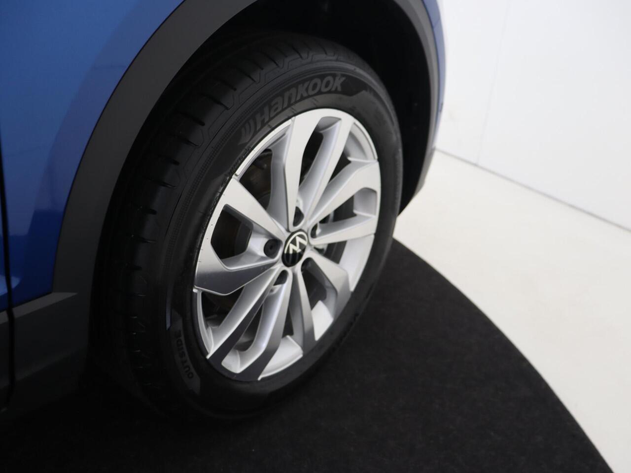 Volkswagen T-Roc Life Edition | 'App-Connect' draadloze smartphone integratie | 'App-Connect' smartphone integratie | Afstandscontrolesysteem (Front Assist)