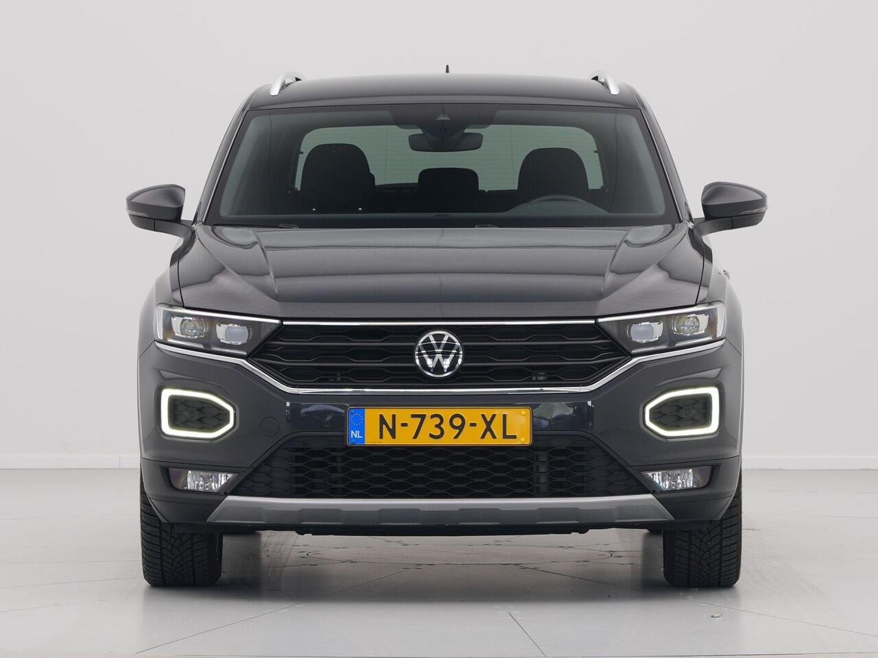 Volkswagen T-Roc 1.5 TSI 150pk DSG Sport Camera Navigatie Acc Carplay
