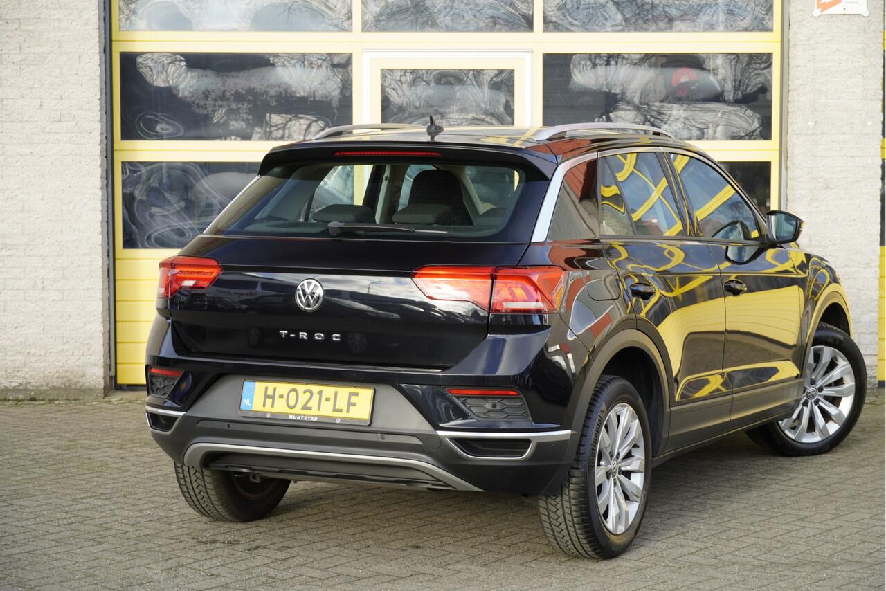 Volkswagen T-Roc 1.5 TSI 150PK! Automaat Style Business BJ2020 Lmv 17" | Led V+A | Navi | Pdc | Elek. achterklep | Achteruitrijcamera | App-Connect | Virtual cockpit | Climate control | Cruise control | Getint glas