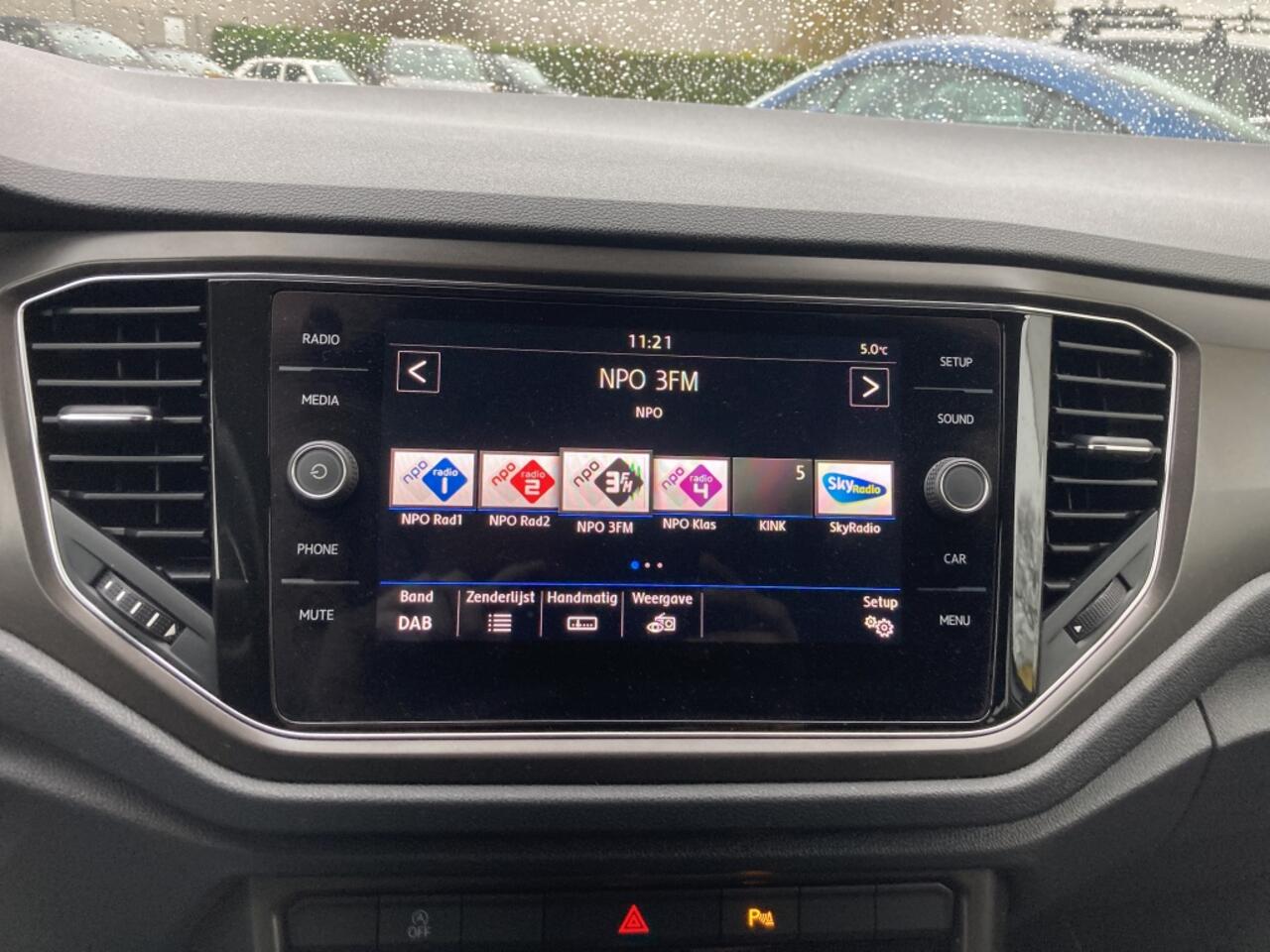 Volkswagen T-Roc 1.5 TSI 150 PK All Season APK: 11-2027