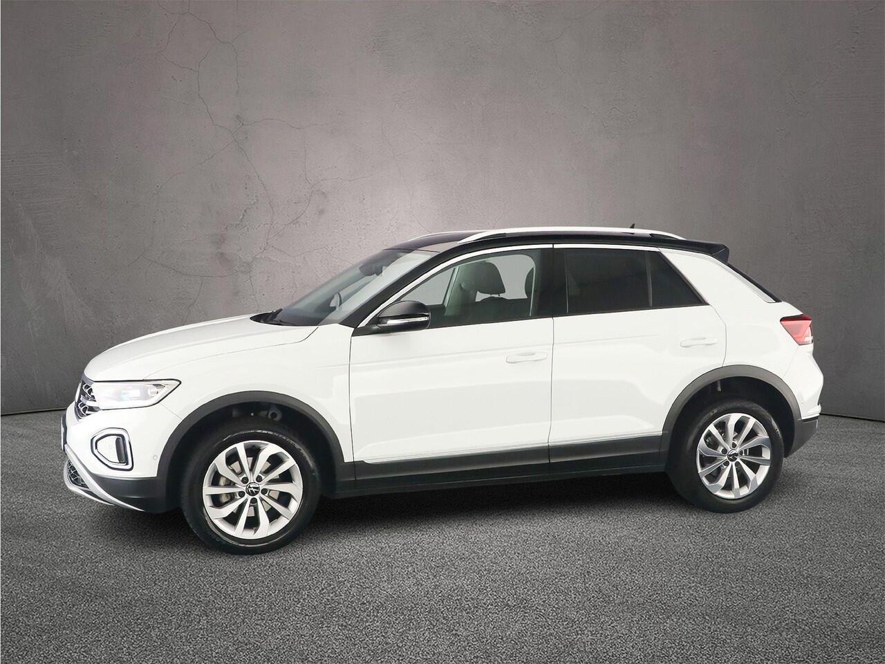 Volkswagen T-Roc Style 1.5 TSI 150pk DSG Automaat Trekhaak, Adaptive cruise control, LED koplampen, Navigatie, Stoelverwarming, Parkeersensoren, App connect