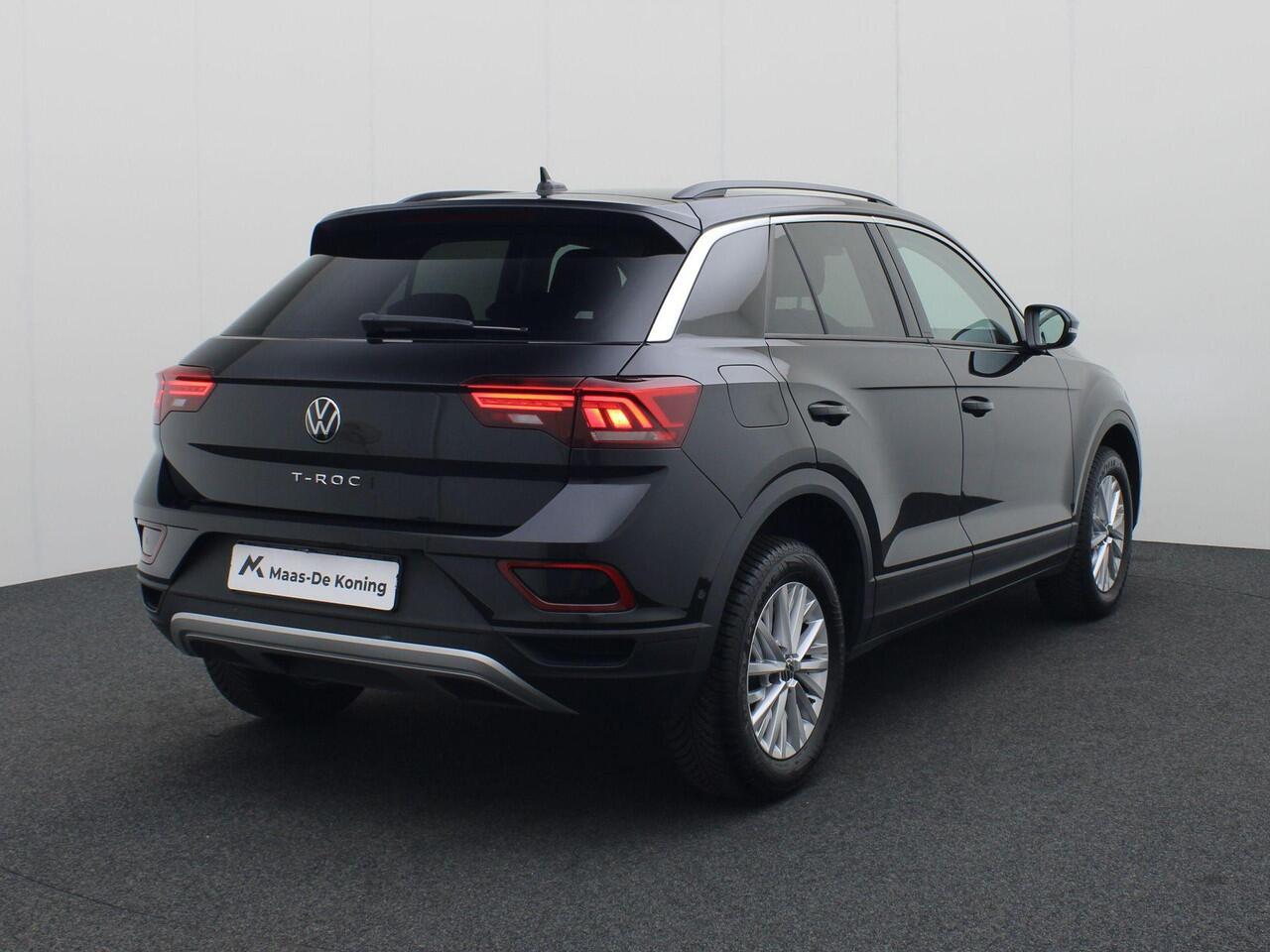 Volkswagen T-Roc 1.0TSI/116PK Life · Apple/Android Car Play · Stoelverwarming · LED · Garantie tot januari 2027