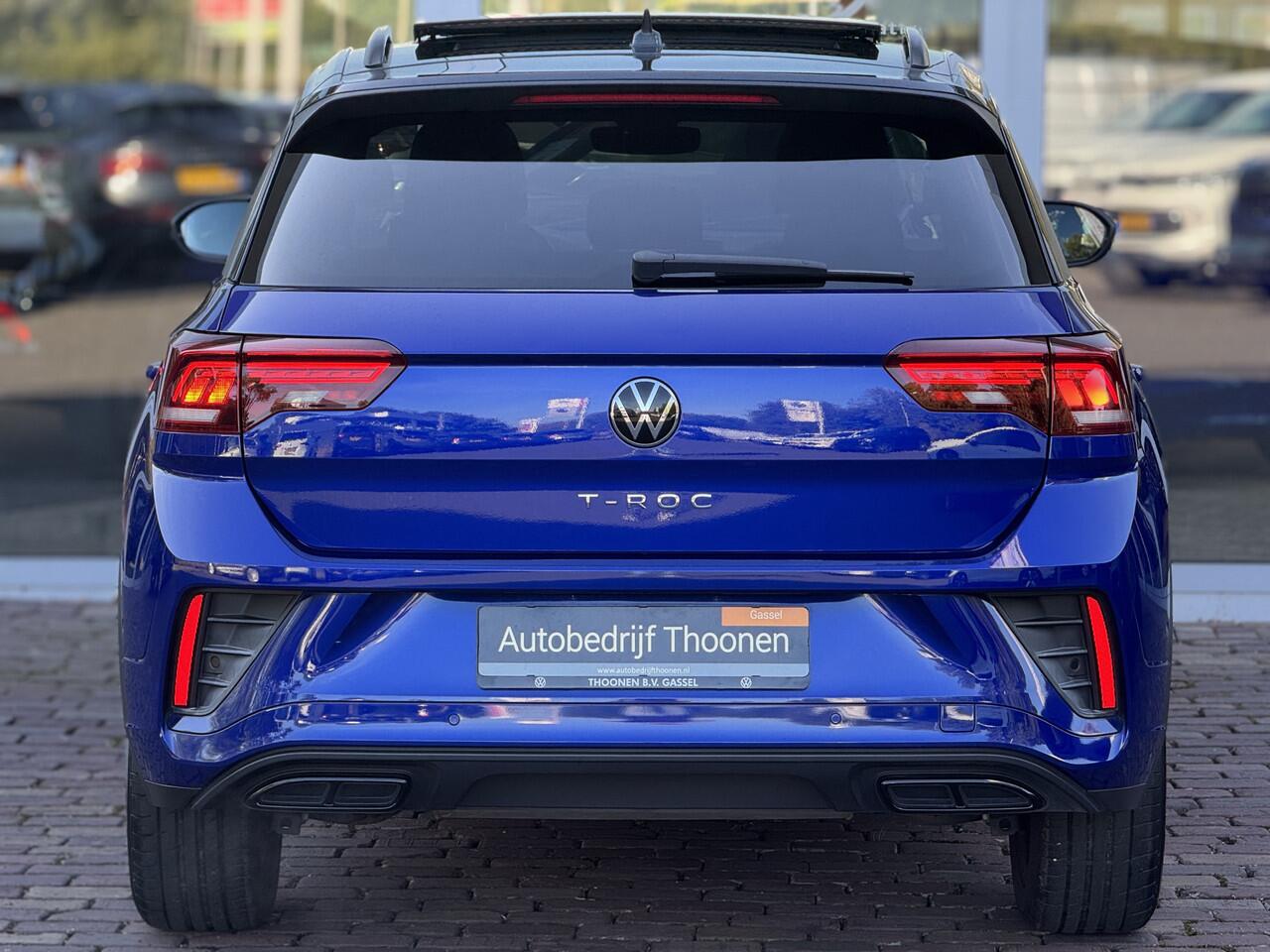 Volkswagen T-Roc 1.5 TSI R-Line | Keyless | Camera | Black Style