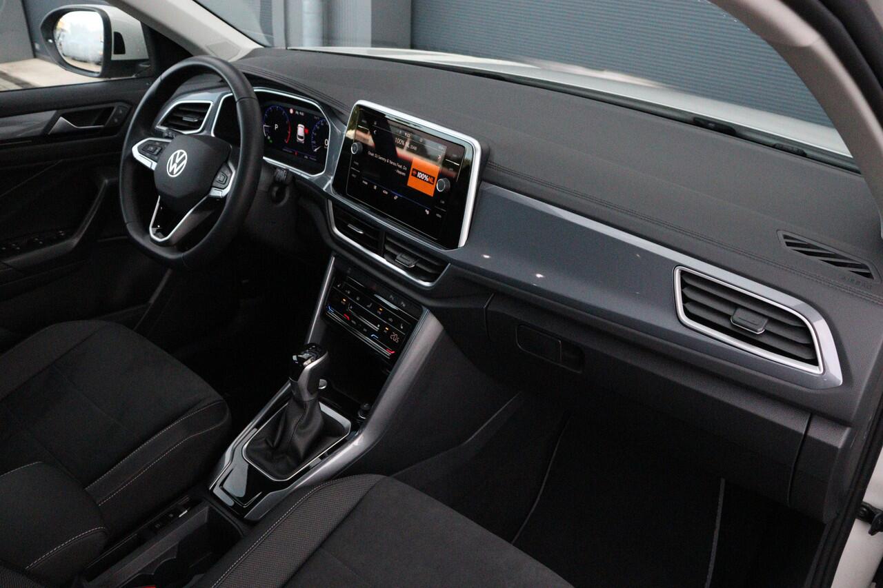 Volkswagen T-Roc 1.5 TSI Style | Camera | ACC | DAB | Fabrieksgarantie |