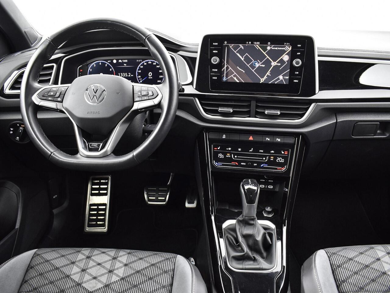 Volkswagen T-Roc 1.5 TSI 150pk DSG R-Line Business · Camera · Apple/Android Car Play · Navigatie · Stoelverwarming · 17'' Inch · Garantie t/m 20-06-2028 of 100.000km