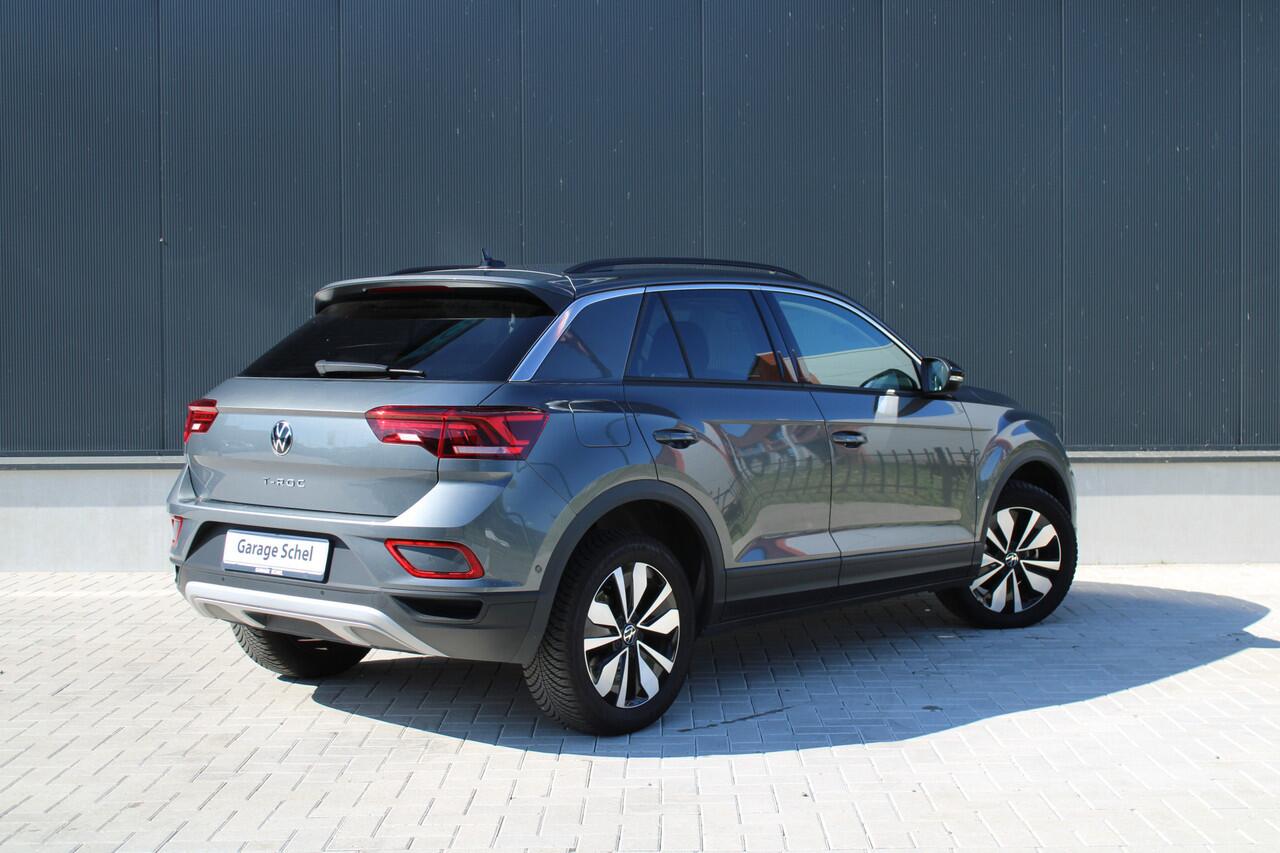 Volkswagen T-Roc 1.5 TSI Life Edition 150pk - ACC - LED - Navi - Stoelverwarming - Blind Spot - Virtual cockpit - Rijklaar