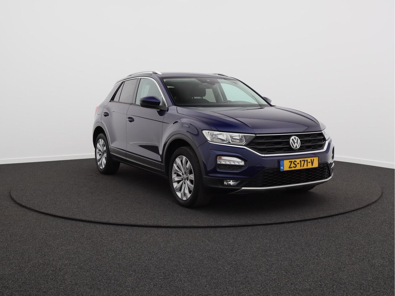 Volkswagen T-Roc 1.0 TSI Style/ achteruitrijcamera/ lage km/ zeer mooi!