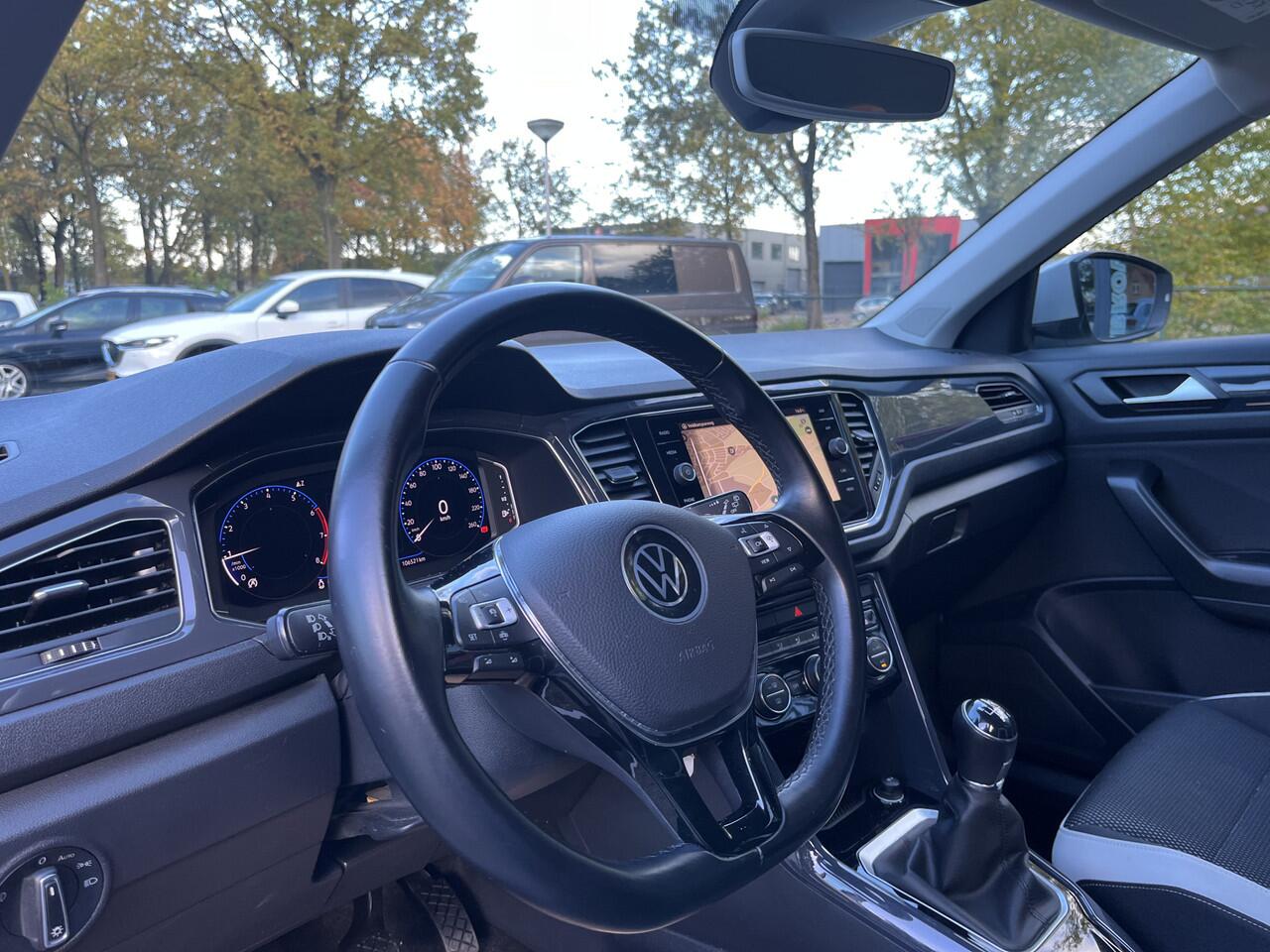 Volkswagen T-Roc 1.5 TSI Sport Orig. Nederlands/Dealer Onderhouden