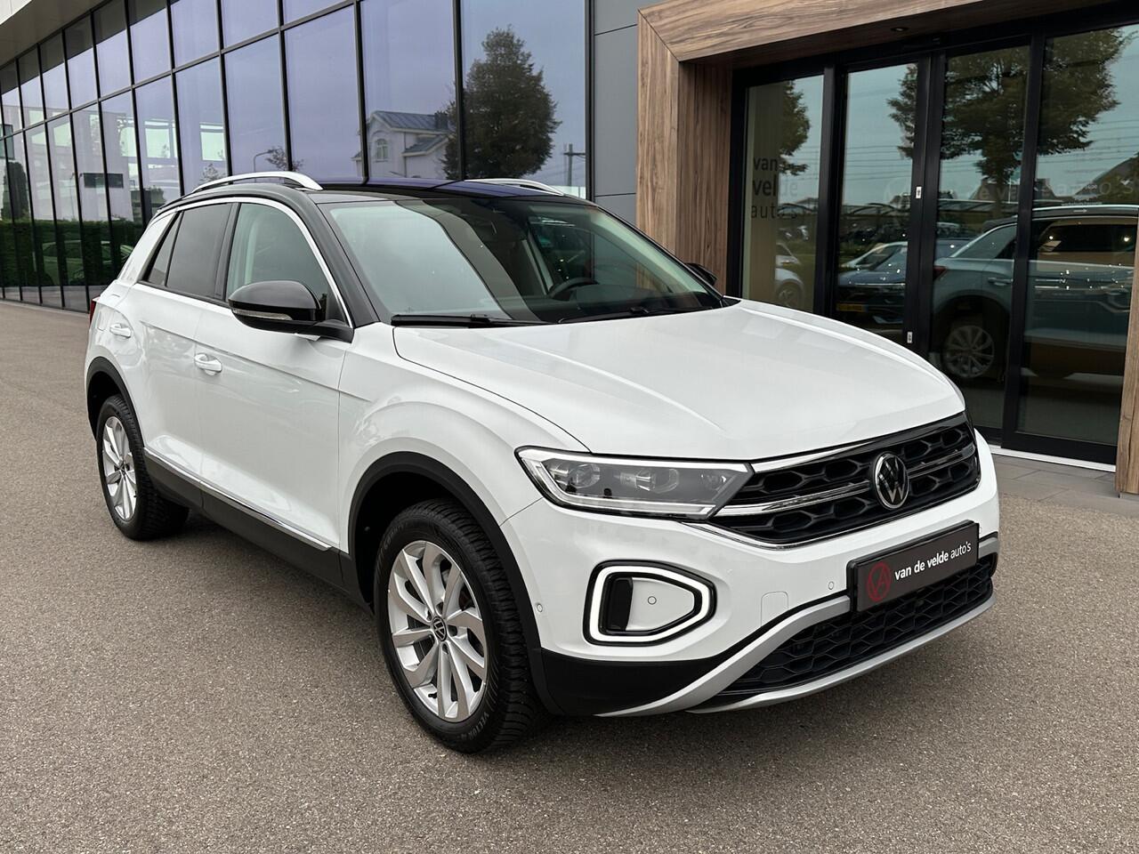 Volkswagen T-Roc 1.5 TSI 150pk DSG Style | Trekhaak | Navi | IQ light | Adapt. Cruise | Rijklaar incl. garantie