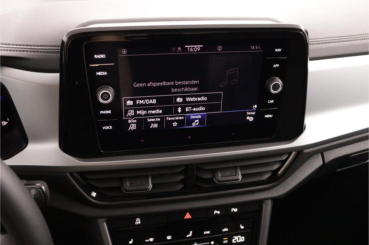 Volkswagen T-Roc 1.0 TSI Edition - FABRIEKSGARANTIE TOT 2027 | Navi | Apple Car Play | LED | PDC - RIJKLAAR