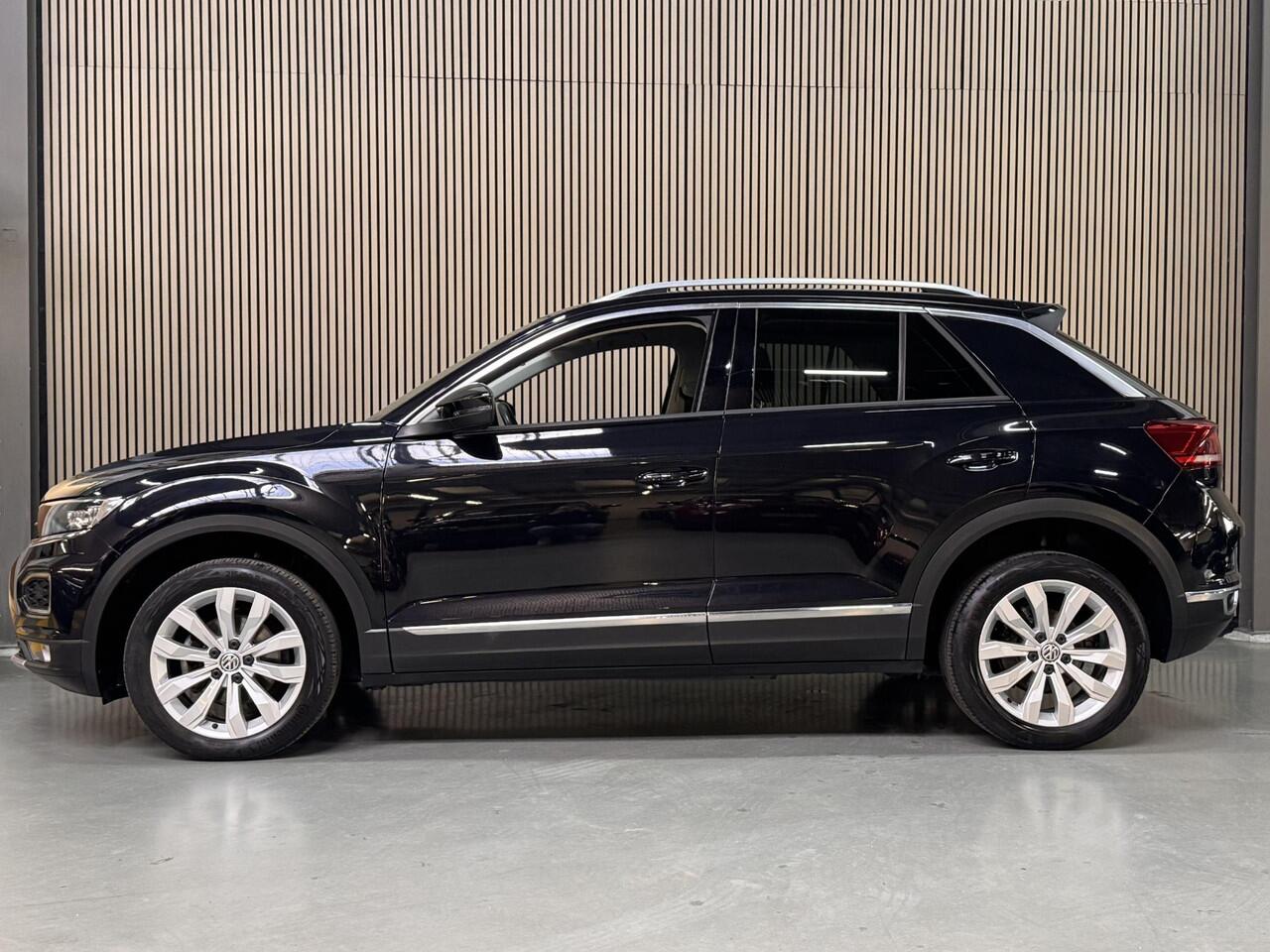 Volkswagen T-Roc 1.5 TSI 150pk Style Half Leer Navi Digi Dash Parkeersensoren Privacy Glass Dealeronderhouden