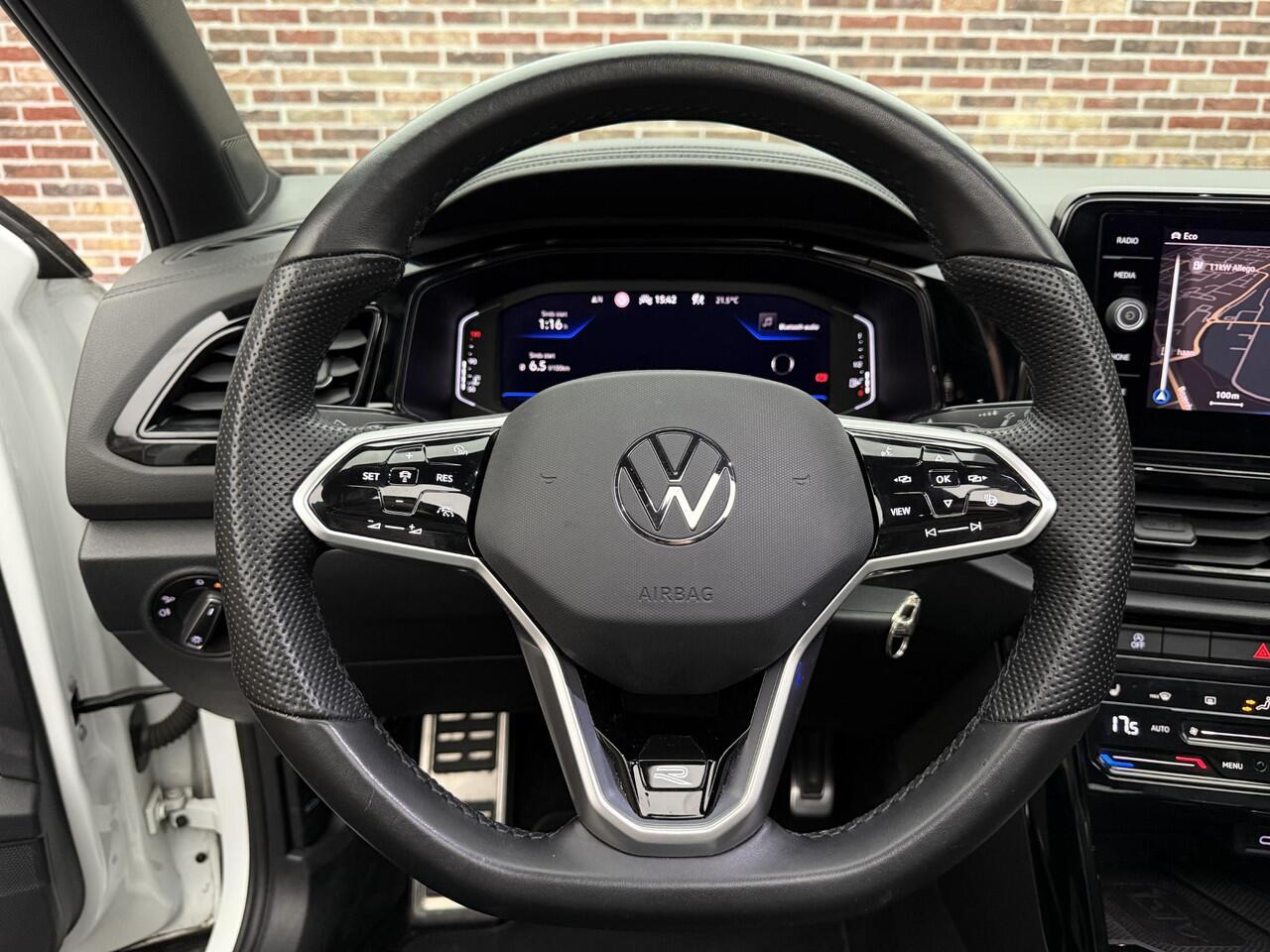 Volkswagen T-Roc 1.5 TSI R-Line DAK CAMERA BLINDSPOT ACC VIRTUAL